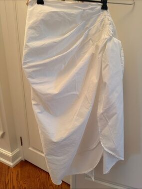 Bonnie Strauss crisp White true Wrap Skirt 6 NWOT